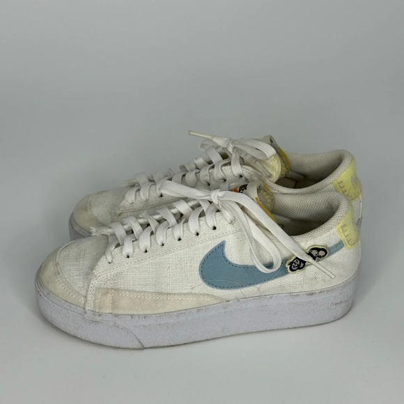 Nike Women’s Blazer Low Platform Next Nature Sneaker size 6 - Picture 1 of 8